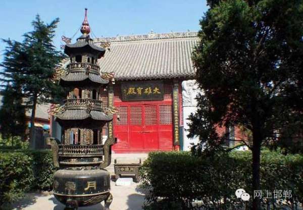 月爱寺大雄宝殿.jpg