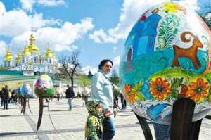 复活节服装与帽子