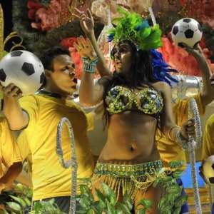 充满文化与宗教氛围的节庆活动——城镇狂欢节