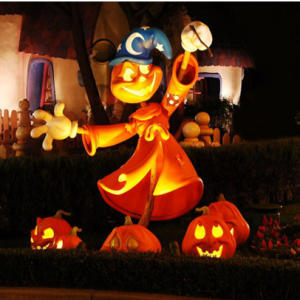 黑色和黄色——万圣节家庭装饰